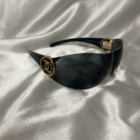 Chanel Sunglasses - Picture 8 of 11